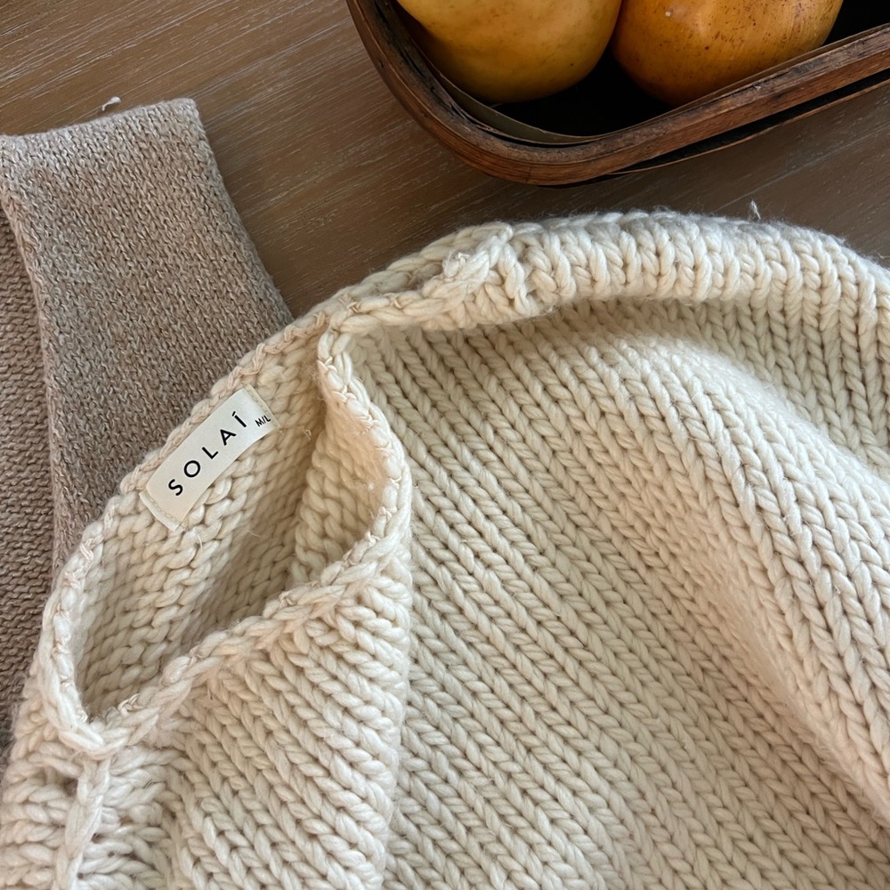 SOLAÍ the label Cream Knit Sweater - Picture 5 of 7